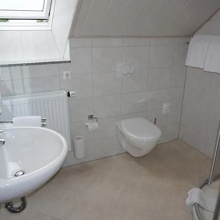 Julia 게스트하우스